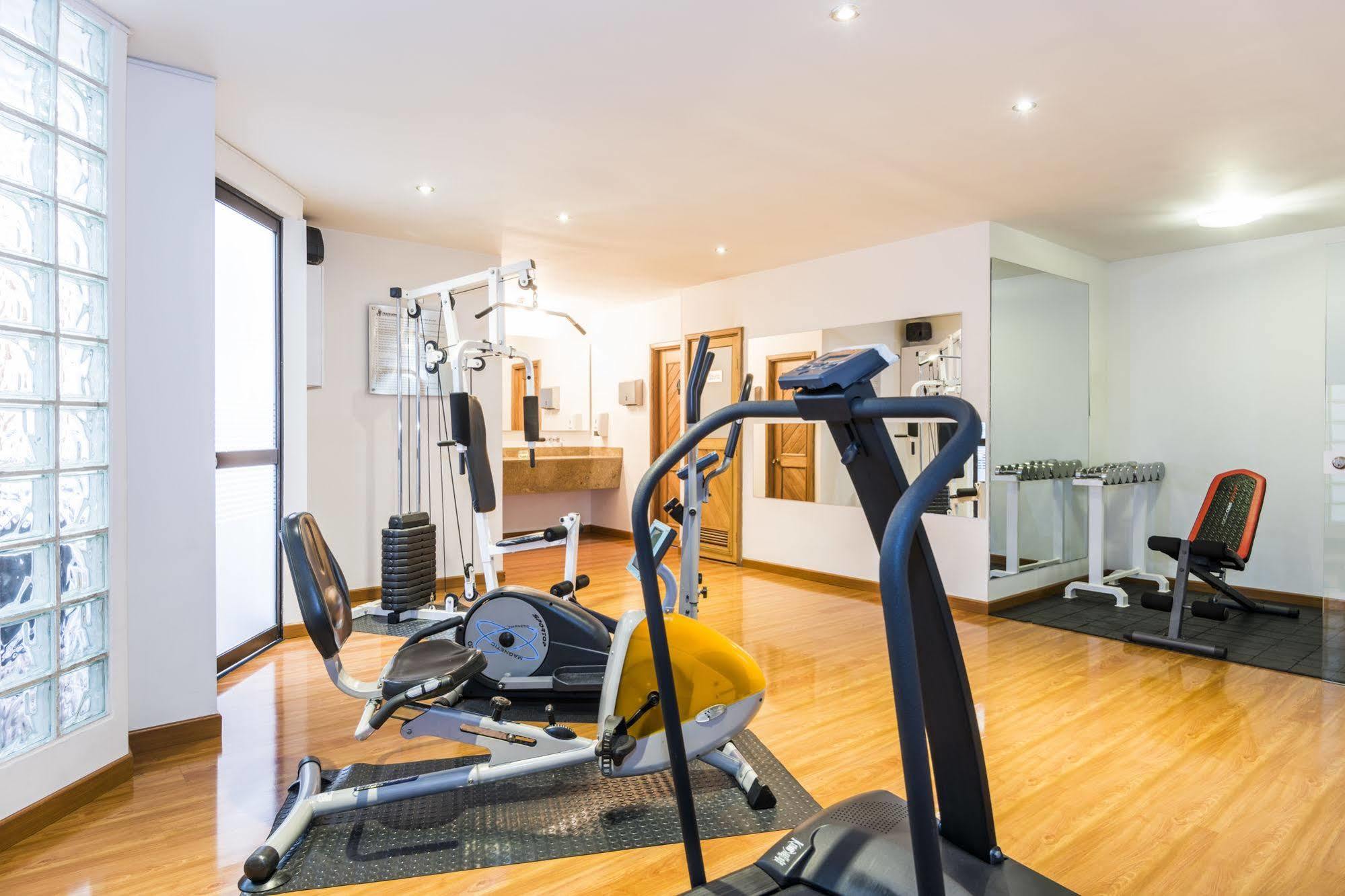 Travelers Fontana Plaza Apart otel Bogotá Dış mekan fotoğraf